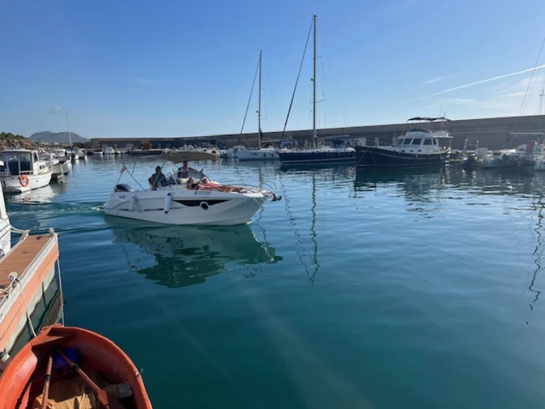Motorboot mit oder ohne Skipper Galeon mieten in l'Ametlla de Mar