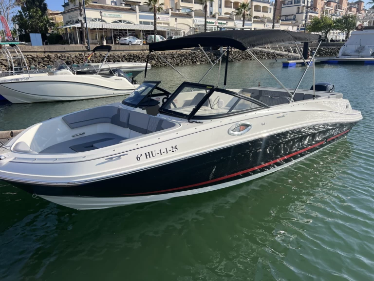 Ein Bayliner VR6 OB mieten in Ayamonte