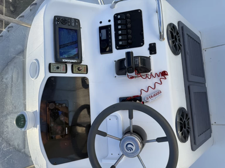 Bootsverleih Capelli Tempest 750 Top Solenzara Samboat