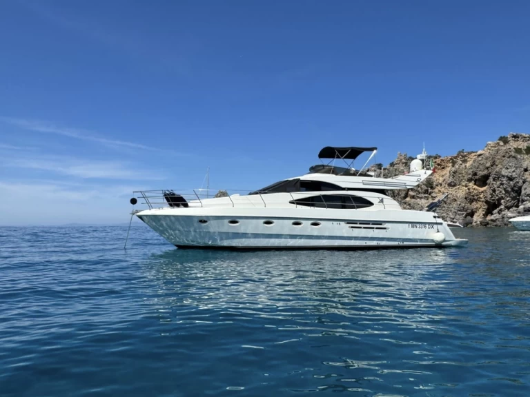 Ein Azimut Azimut 52 Fly mieten in Porto Santo Stefano
