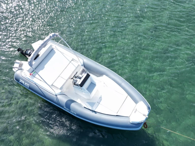 Schlauchboot mieten in Panarea - Renier Renier R6