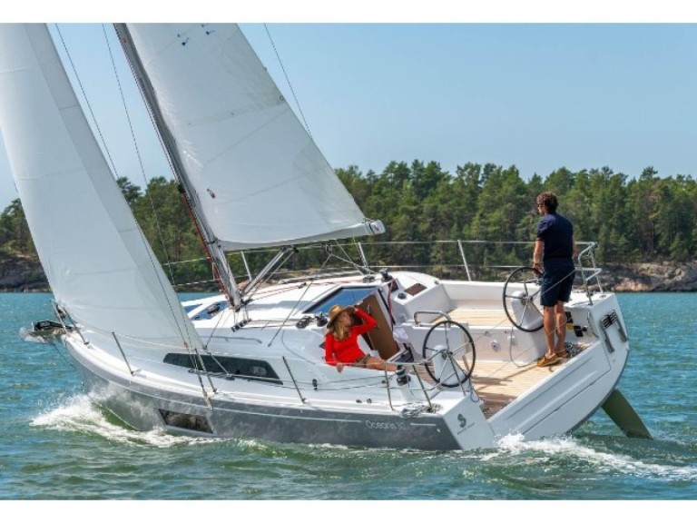 Segelboot mit oder ohne Skipper Bénéteau mieten in Furnari