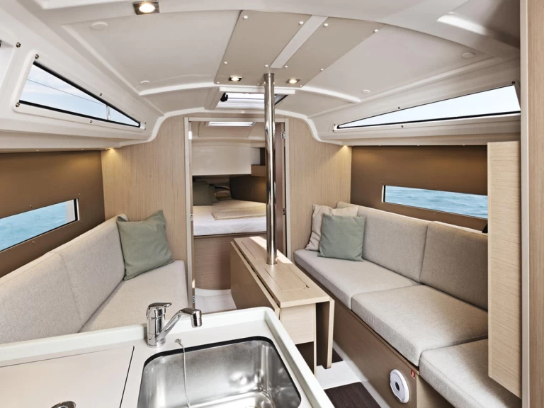 Vermietung Segelboot Bénéteau mit Führerschein