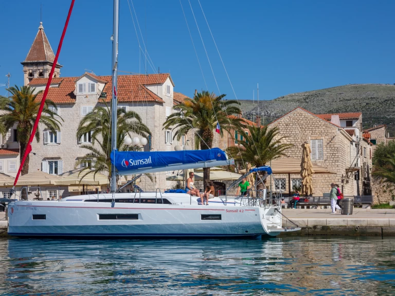 Bootsverleih Bénéteau Sunsail 42 Marina (City) Samboat