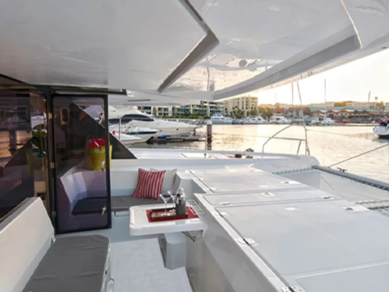 Katamaran mit oder ohne Skipper Leopard mieten in Eden Island