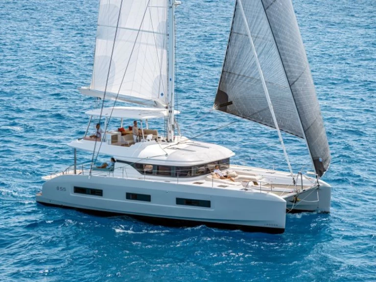 Katamaran mit oder ohne Skipper Lagoon mieten in Lavrion