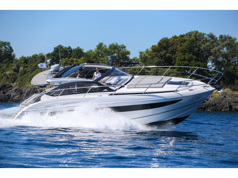 Vermietung Motorboot Princess mit Führerschein