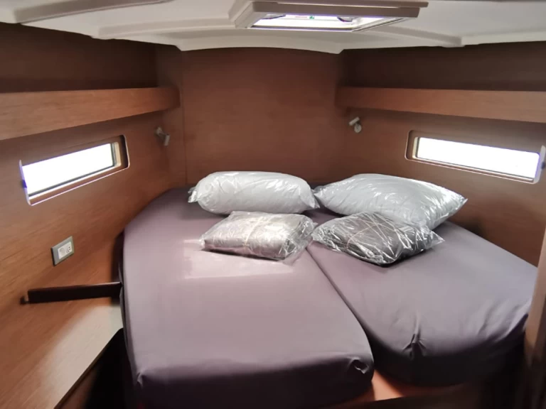 Segelboot mieten in Sámi - Bénéteau Oceanis 40.1