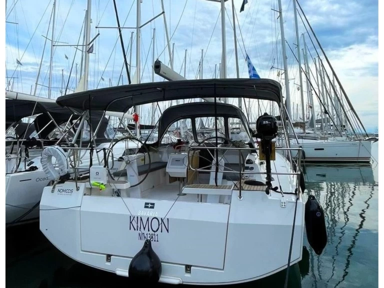 YachtCharter in Álimos - Bavaria Bavaria C42 auf SamBoat