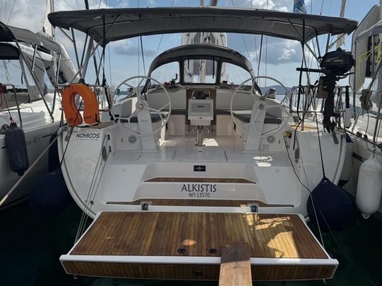 Ein Bavaria Cruiser 46 mieten in Sámi