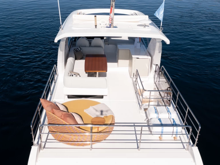 YachtCharter in Šibenik - Azimut Azimut 60 Fly auf SamBoat