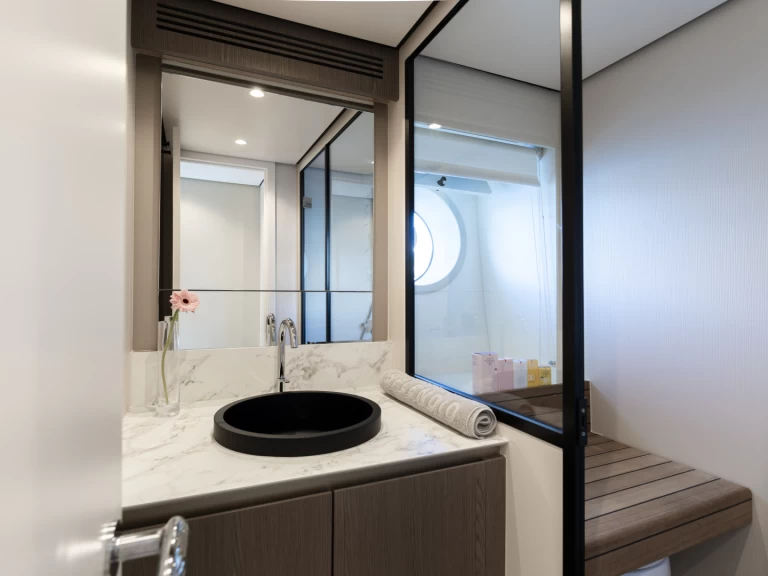 Vermietung Motorboot Azimut mit Führerschein