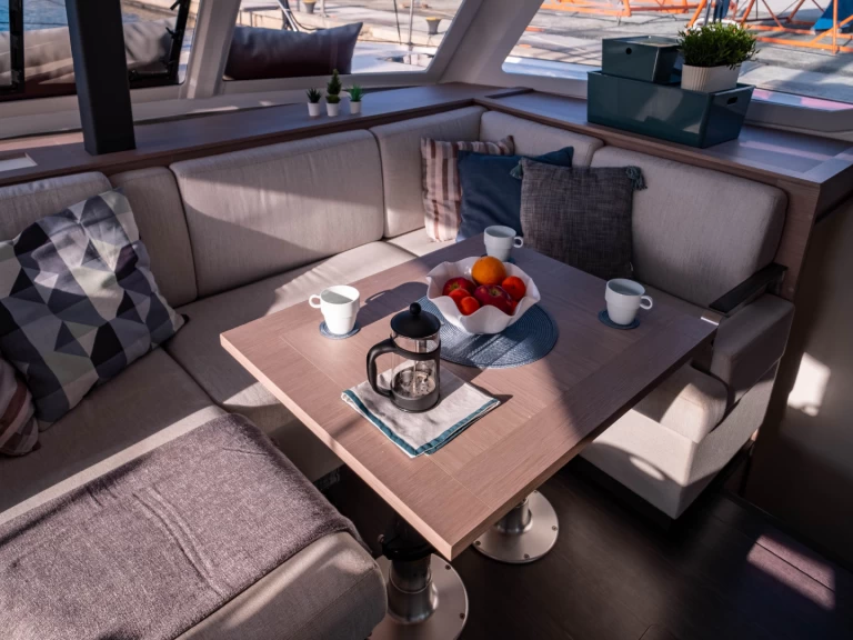 Katamaran mieten in Lefkáda - Fountaine Pajot Isla 40