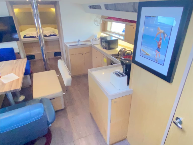 Ein Bénéteau Beneteau Oceanis 48 (Owner's Version) mieten in Road Town