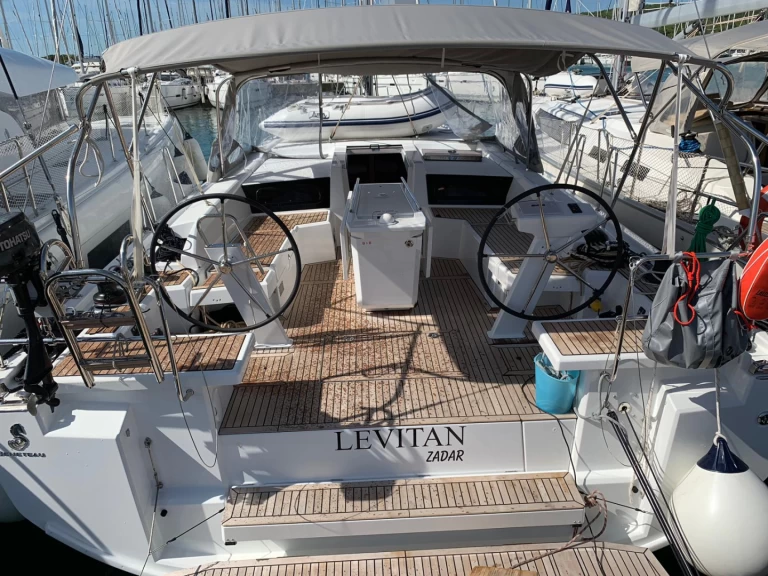 YachtCharter in Sukošan - Bénéteau Oceanis 46.1 auf SamBoat