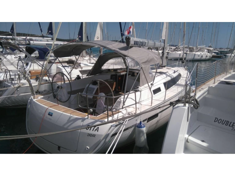 Bavaria Cruiser 37 mieten Sukošan