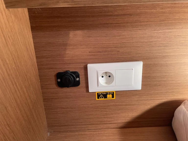 Boot mieten Sukošan günstig Oceanis 41.1