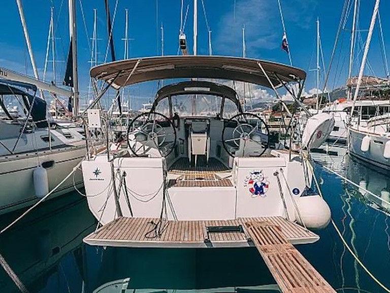Ein Jeanneau Sun Odyssey 419 mieten in Kaštel Gomilica