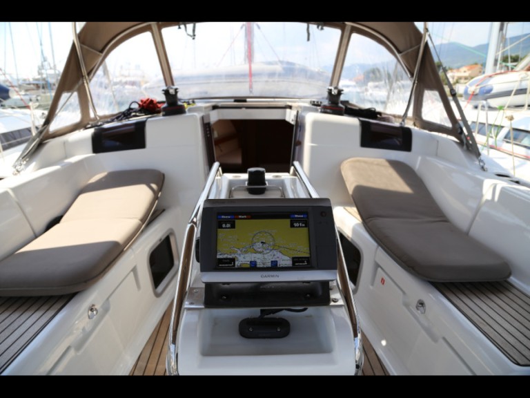 Boot mieten Kaštel Gomilica günstig Sun Odyssey 419