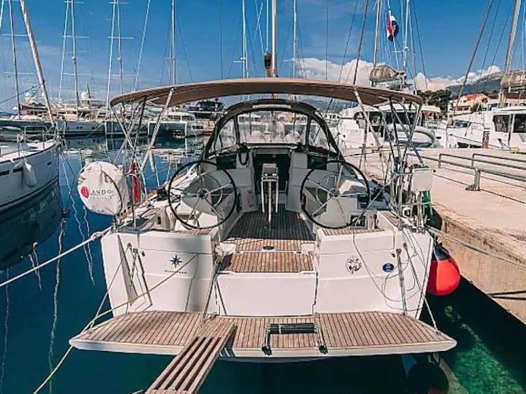 Jeanneau Sun Odyssey 389 mieten Kaštel Gomilica