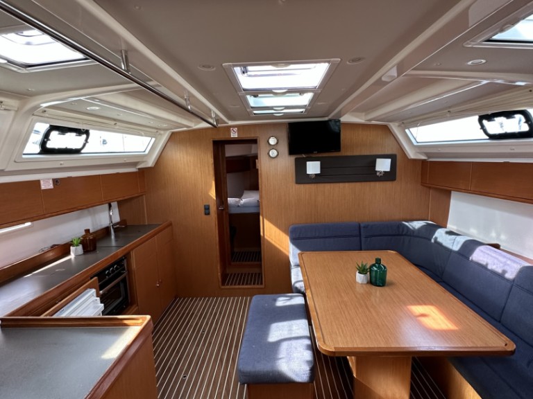 Ein Bavaria Cruiser 46 mieten in Drage