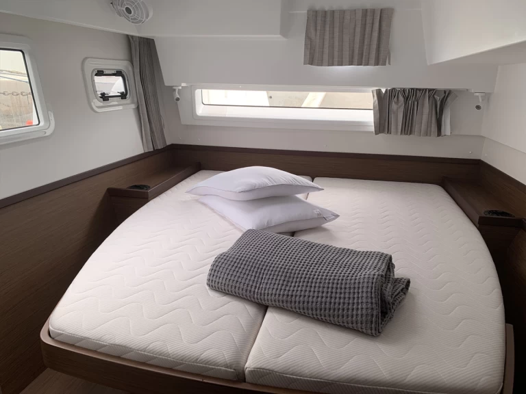 Bootsverleih Lagoon Lagoon 42 Lavrion Samboat