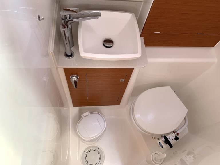 Dufour Dufour 390 Grand Large mieten Lavrion