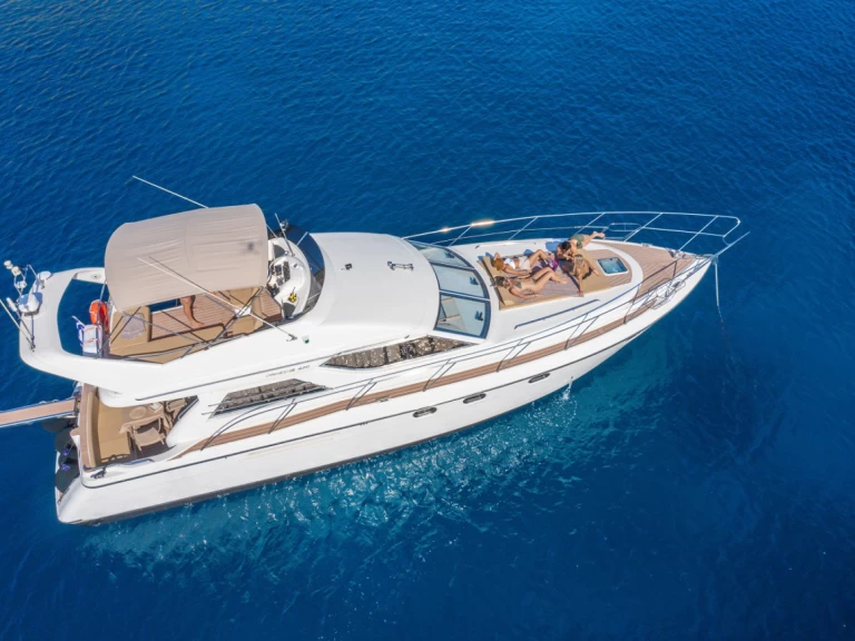 Vermietung Motorboot Princess mit Führerschein