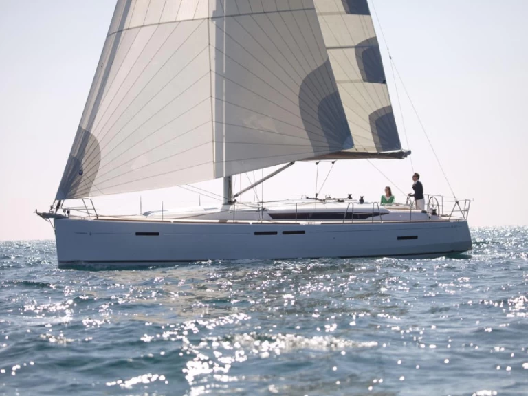 Ein Jeanneau Sun Odyssey 449 mieten in Primošten
