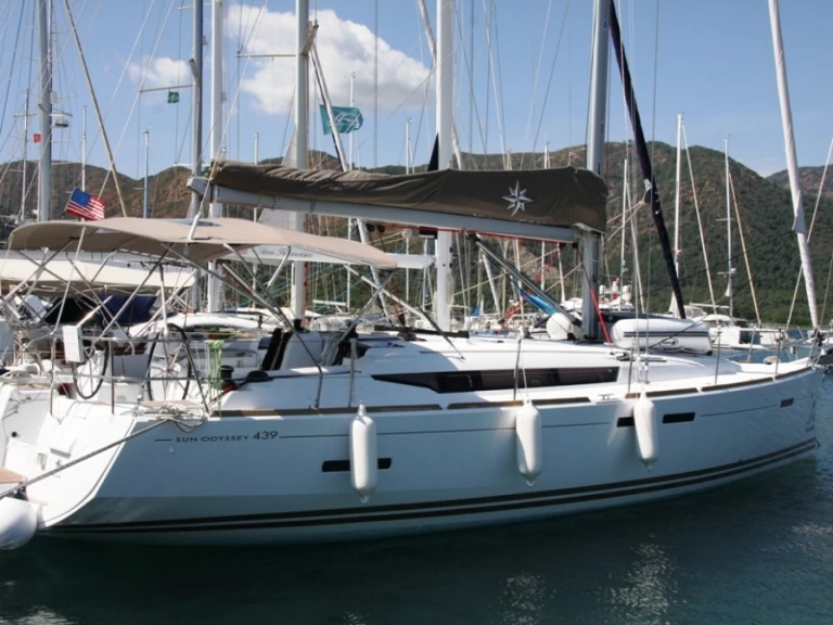 YachtCharter in Marmaris - Jeanneau Sun Odyssey 439 auf SamBoat