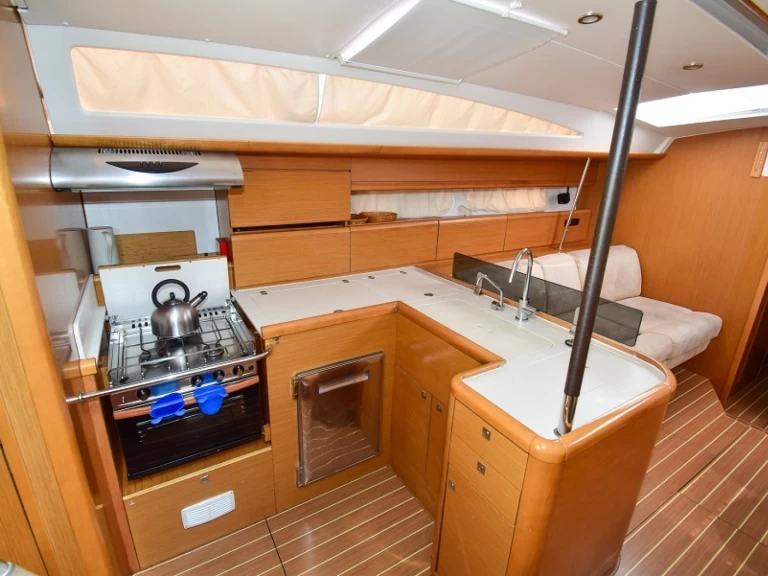 Vermietung Segelboot Jeanneau mit Führerschein