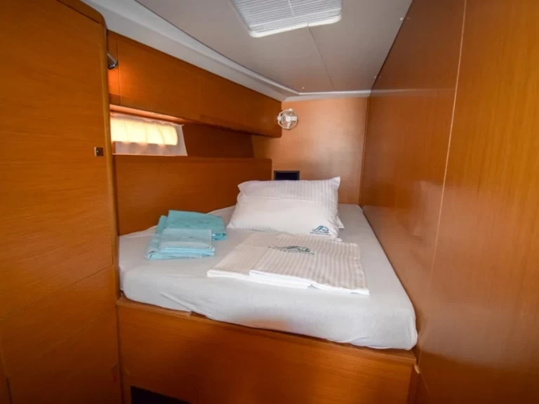 Ein Jeanneau Jeanneau 53 mieten in Marmaris