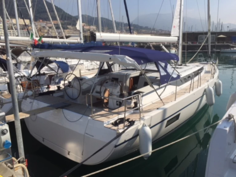 Segelboot mit oder ohne Skipper Bavaria mieten in Salerno