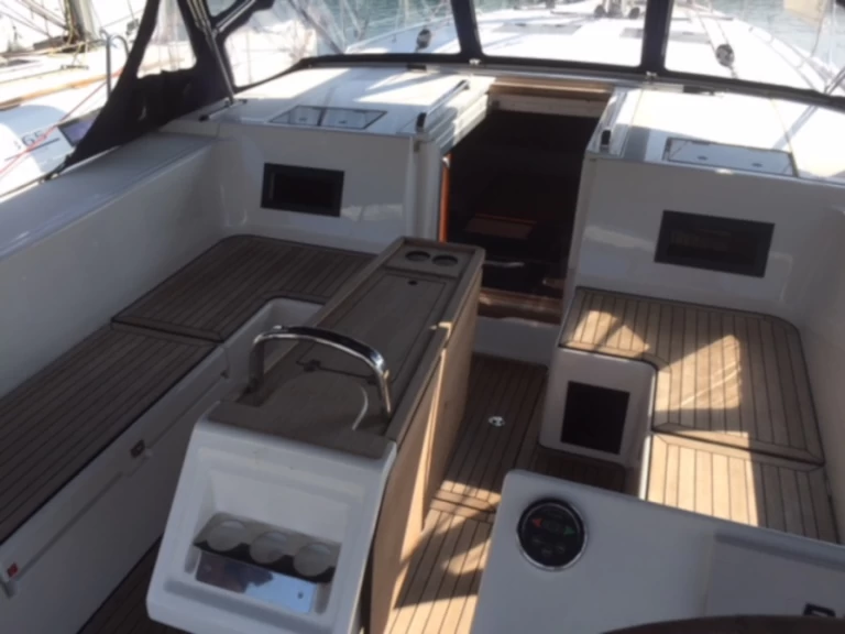 Vermietung Segelboot Bavaria mit Führerschein