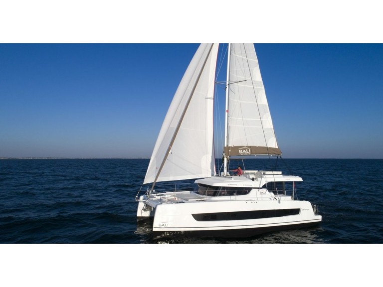Bali Catamarans Bali Catspace Voile mieten Salerno