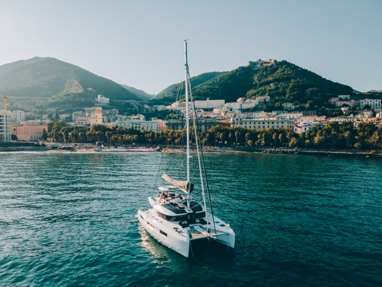 Katamaran mit oder ohne Skipper Lagoon mieten in Salerno