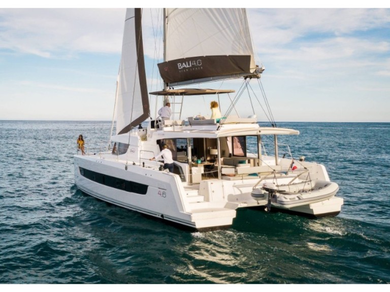 Katamaran mit oder ohne Skipper Bali Catamarans mieten in Lefkáda