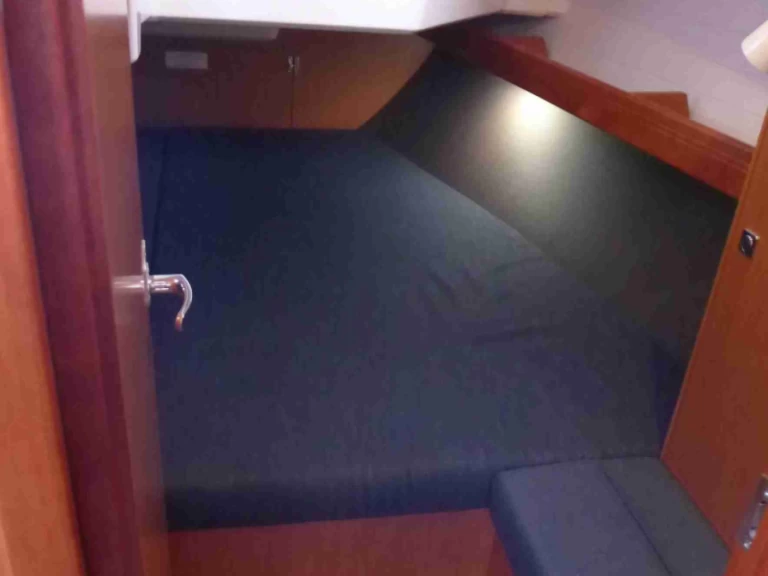 Ein Bavaria Cruiser 37 mieten in Altefähr