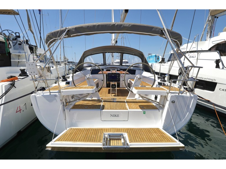 YachtCharter in Novi Vinodolski - Hanse Hanse 418 auf SamBoat