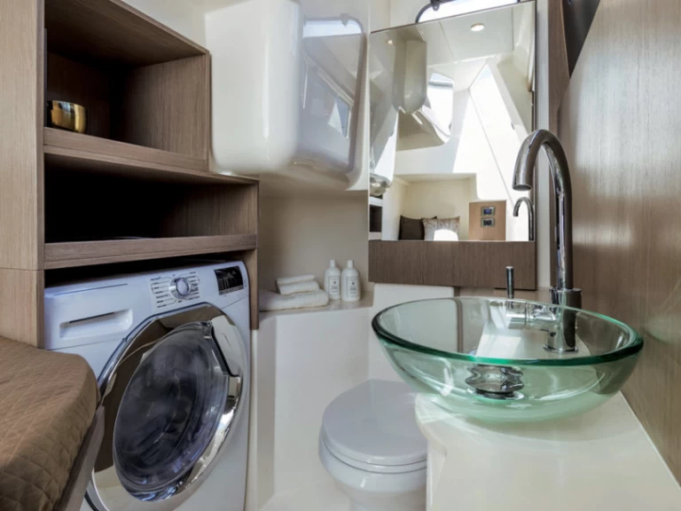 Vermietung Motorboot Absolute mit Führerschein