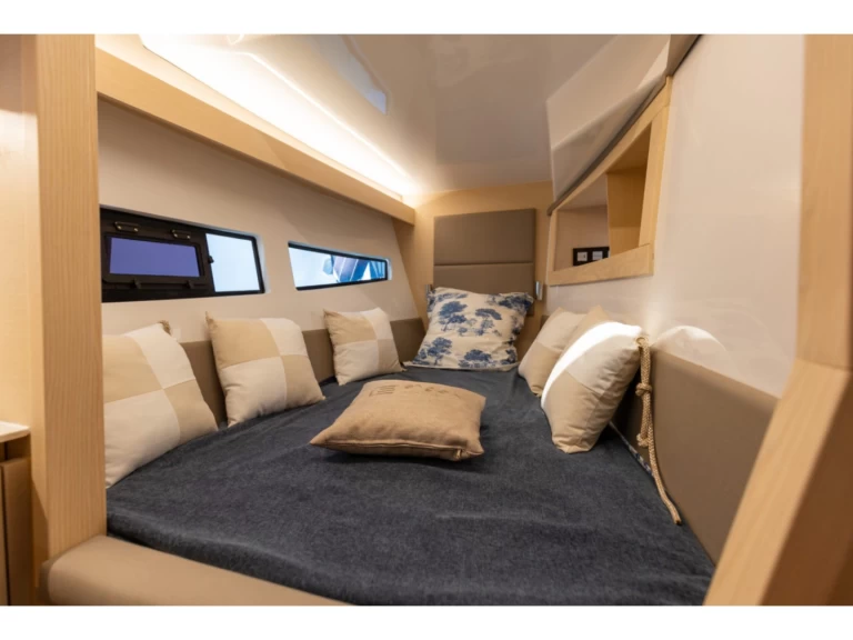 Bootsverleih Vanguard Tesoro T41 Órmos Bay Samboat