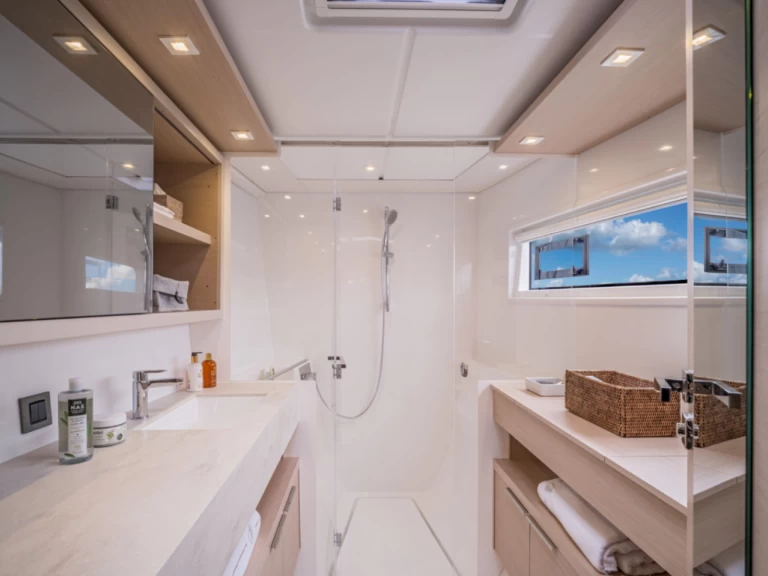 Katamaran mieten in Vlychada - Lagoon Lagoon 46