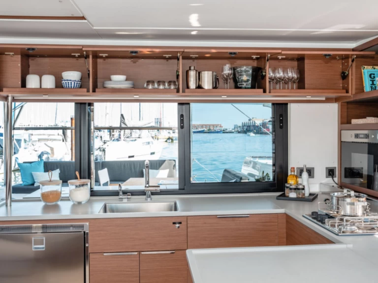 Katamaran mieten in Vlychada - Lagoon Lagoon 46