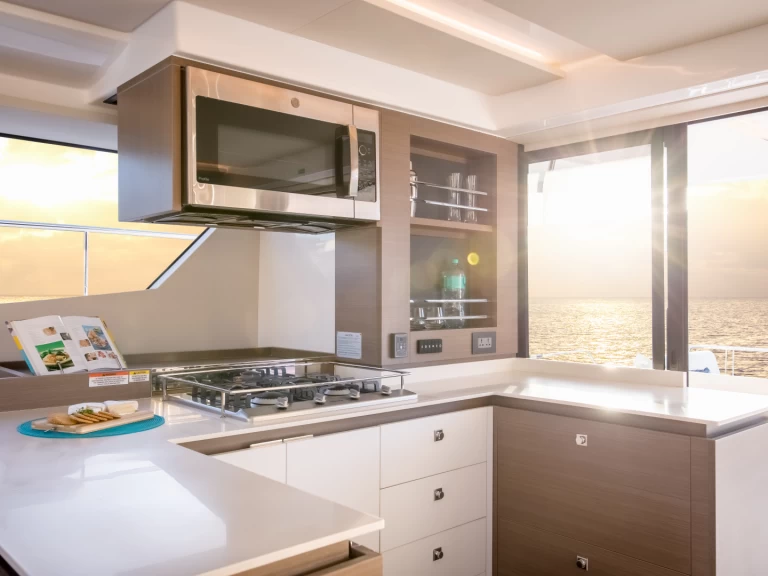 YachtCharter in Road Town - Leopard Moorings 534 PC/8+1 auf SamBoat