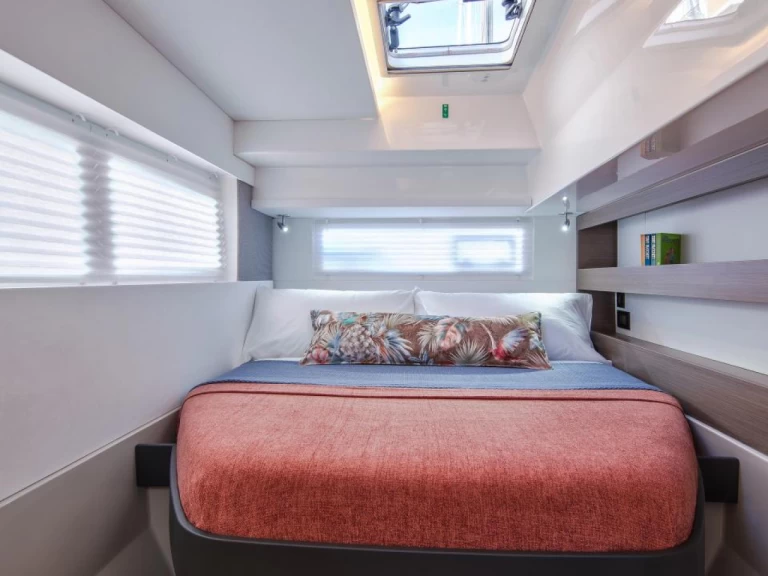 Boot mieten Antigua günstig Leopard 42