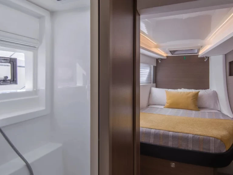 Boot mieten Raiatea günstig Leopard 42