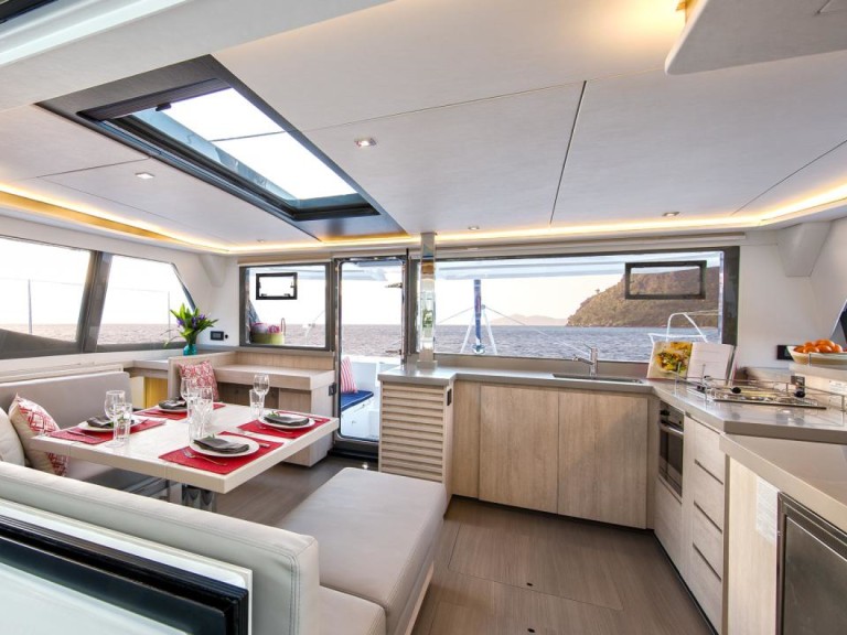 YachtCharter in Placencia - Leopard Leopard 45 auf SamBoat