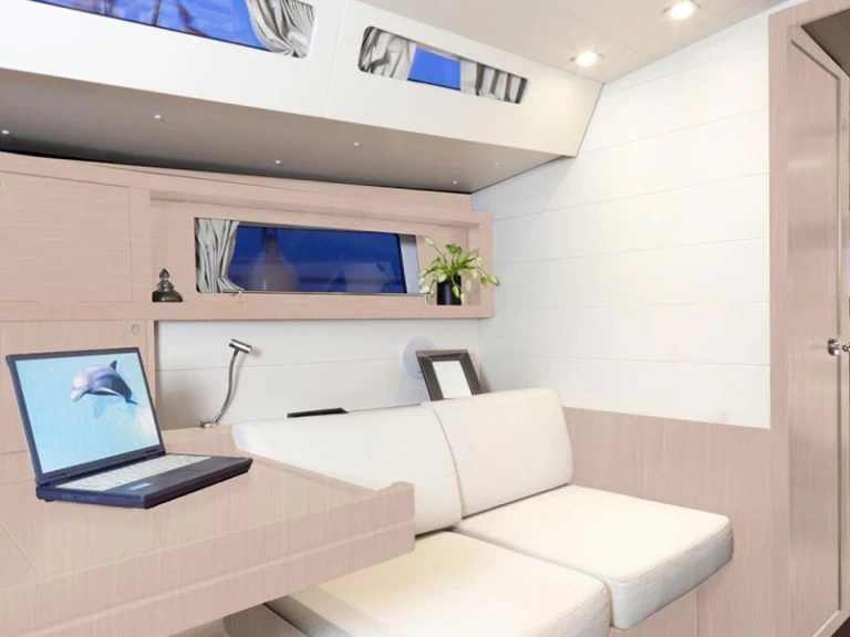 Bénéteau Oceanis 48 mieten Furnari