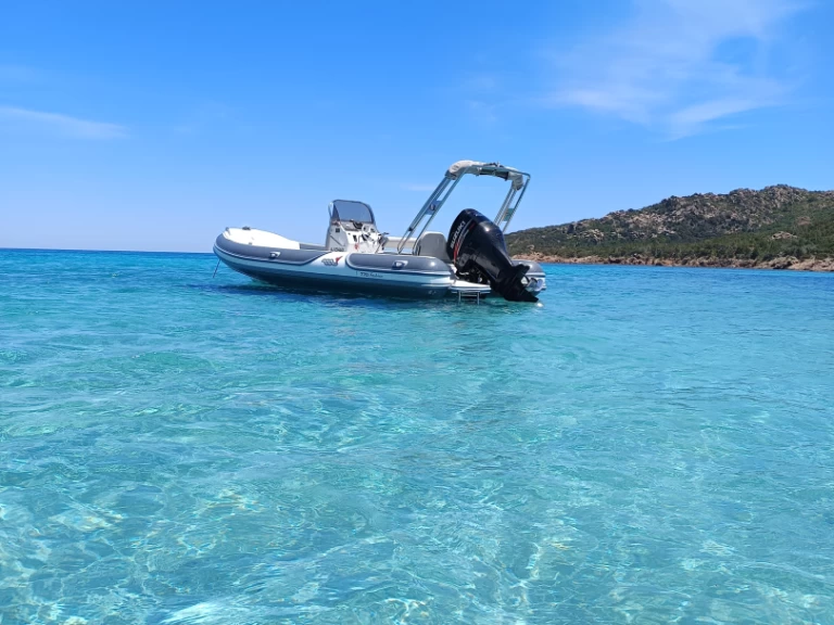Schlauchboot mit oder ohne Skipper MV Marine mieten in Bonifacio