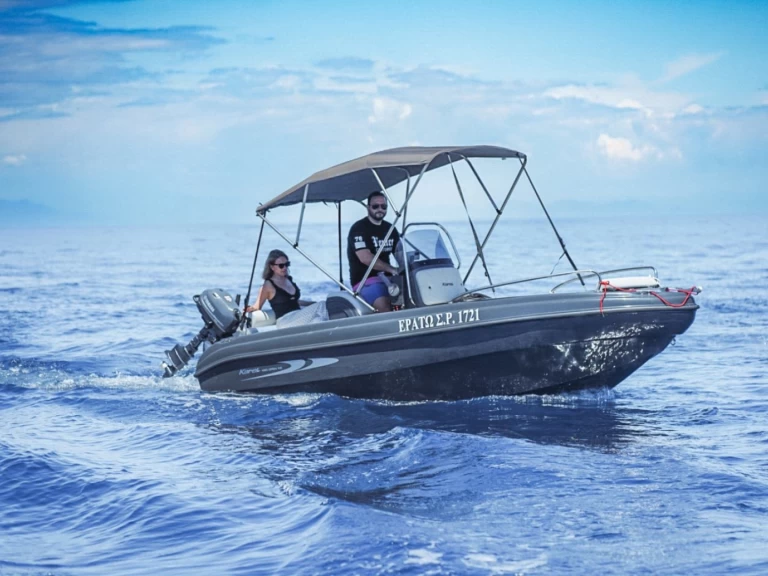 Ein Karel XS 480 mieten in Rhodos